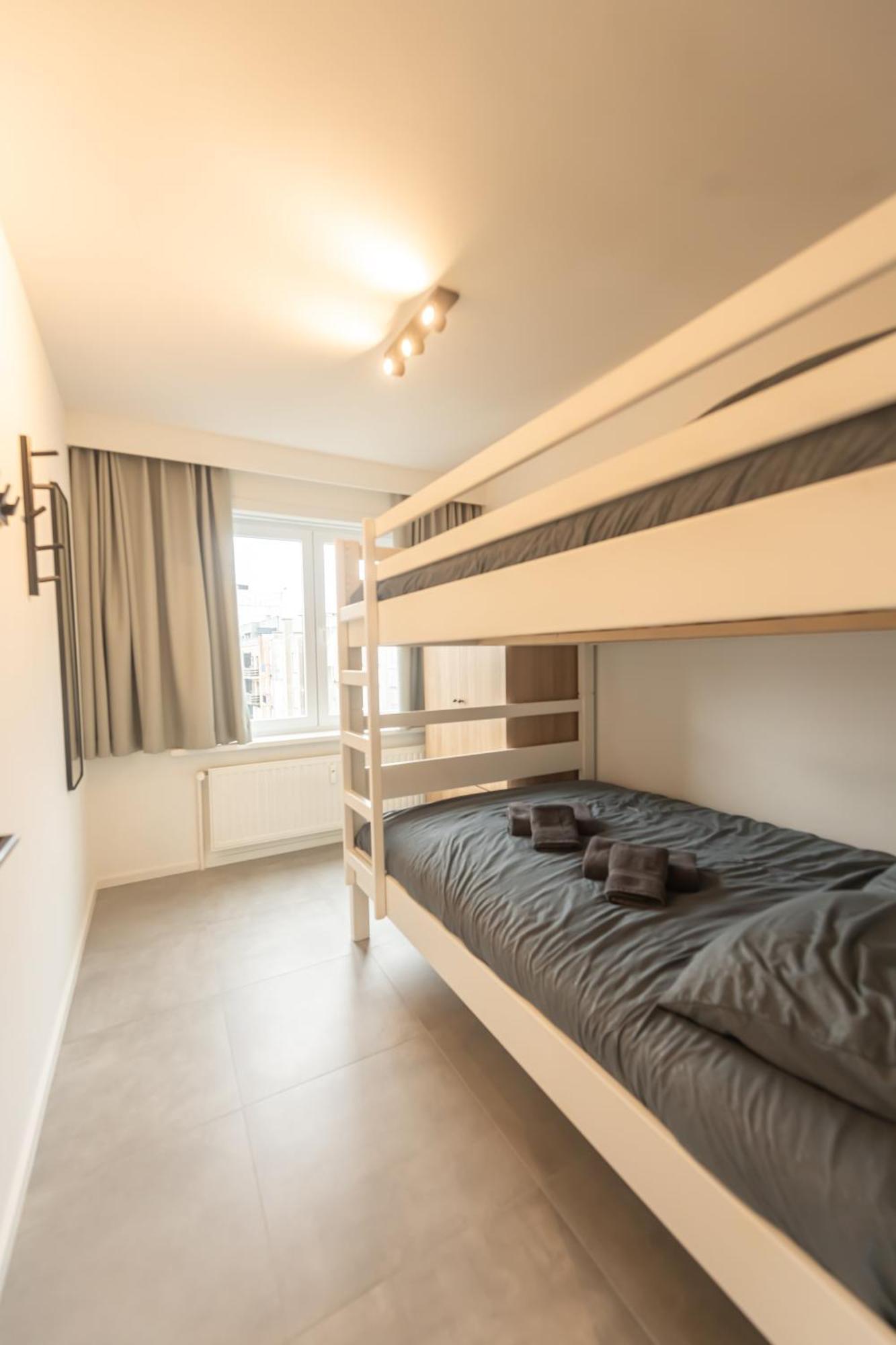 Ostend Center Luxury Top Floor Apartment With Free Parking المظهر الخارجي الصورة